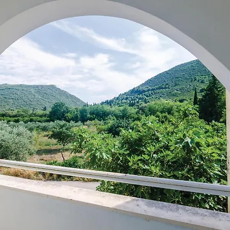 Beautiful In Hodilje With Wifi Apartment Ston